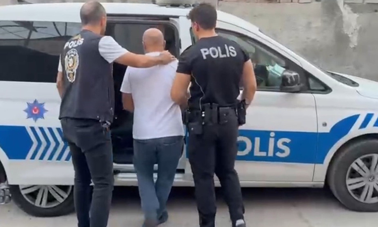 Kritik Açıklama: Mersin’de 7 milyar 640 milyon TL’lik bahis operasyonu: 42 gözaltı - Son Dakika Bilgileri