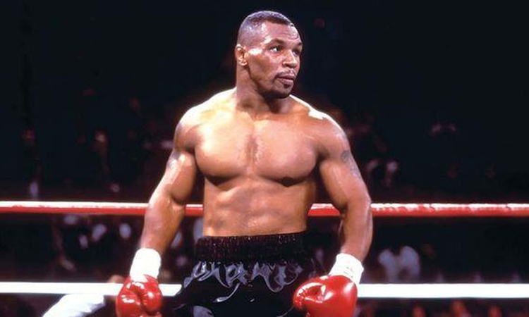 Kritik Açıklama: Mike Tyson kimdir? Tuzlu Kahve'ye konuk olan Mike Tyson kaç yaşında, nereli, evli mi? ve Mera