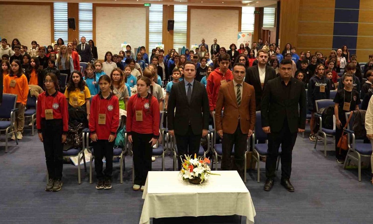 Kritik Açıklama: Muğla'da 60 öğrenci iklim zirvesinde 6 tematik alanda çözüm önerisi geliştirdi