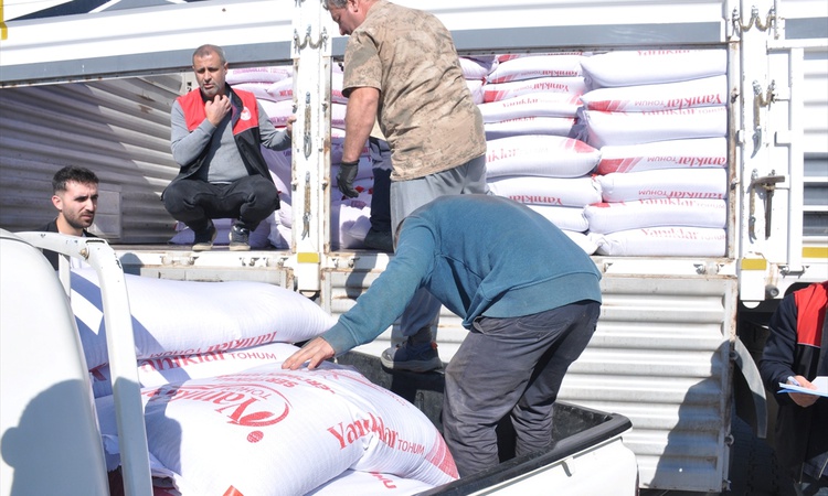 Kritik Açıklama: Muş'ta 250 üreticiye yüzde 75 hibeli 150 ton mercimek ve nohut tohumu dağıtıldı | İşte Tüm Ay