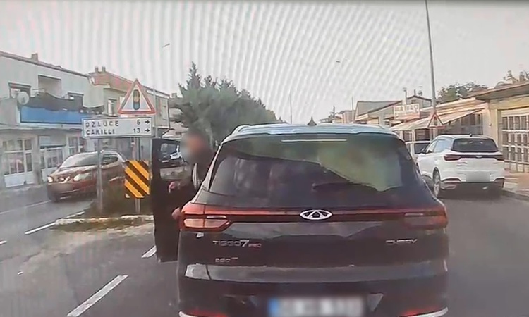 Kritik Açıklama: Nevşehir Kaymaklı'da saldırı amacıyla araçtan inen sürücüye 180 bin TL ceza kesildi