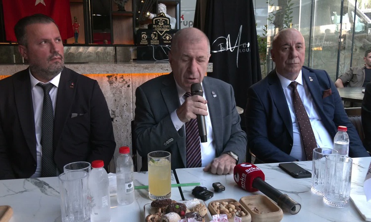 Kritik Açıklama: Özdağ, Düzce'deki pankart soruşturmasına tepki gösterdi, her yere asacağız dedi - Son Dakika