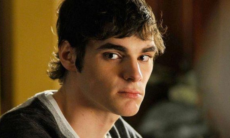 Kritik Açıklama: RJ Mitte engelli mi? RJ Mitte hasta mı, hastalığı ne? ve Merak Edilenler