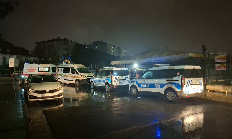 Kritik Açıklama: Samsun Bafra'da bıçaklı kavgada yaralanan 2 kişi hastaneye kaldırıldı: Gelişmeler Takip Edili