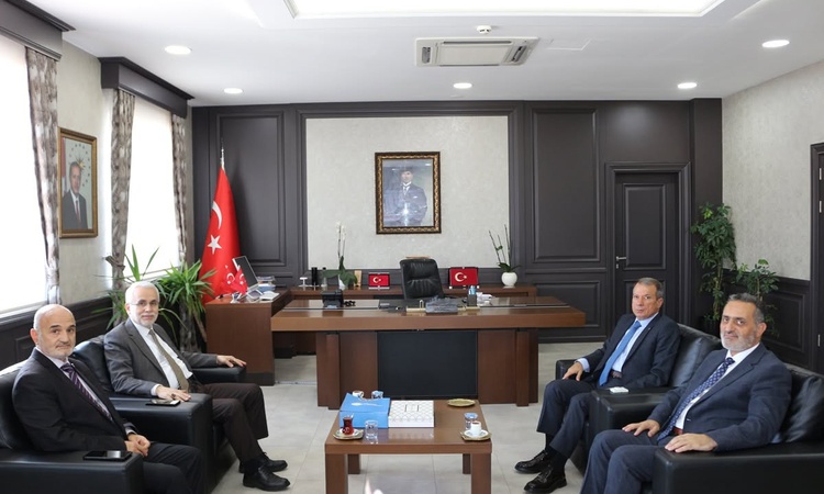 Kritik Açıklama: Tekirdağ İl Müftüsü Bilgiç, Kapaklı'da din hizmetlerini Kaymakam Gürdal ile görüştü ve Merak