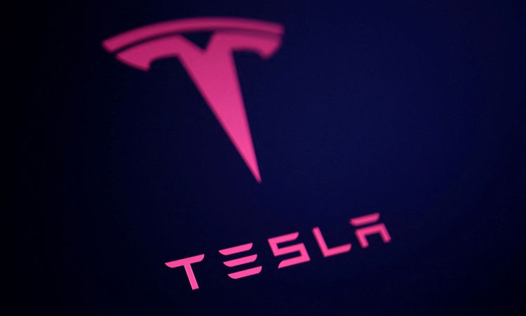 Kritik Açıklama: Tesla'nın Avrupa'daki Ağustos Kayıtları Karışık Sinyaller Verdi