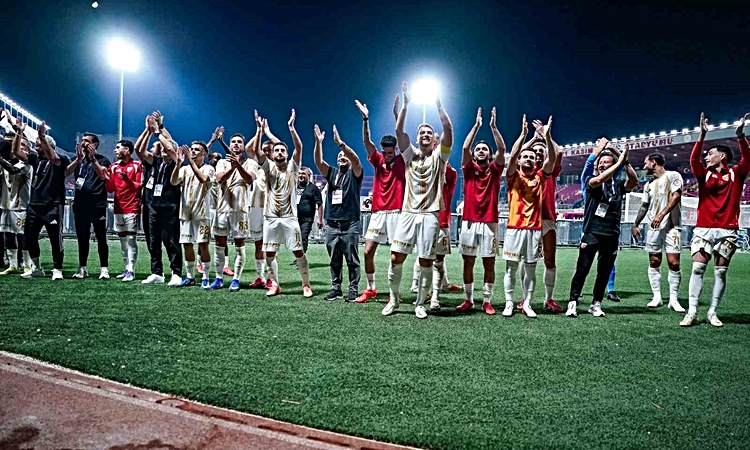 Kritik Açıklama: TFF 1. Lig'de Kayserispor ilk 8 haftayı lider tamamladı, kalesinde 3 gol gördü ve Merak Edile