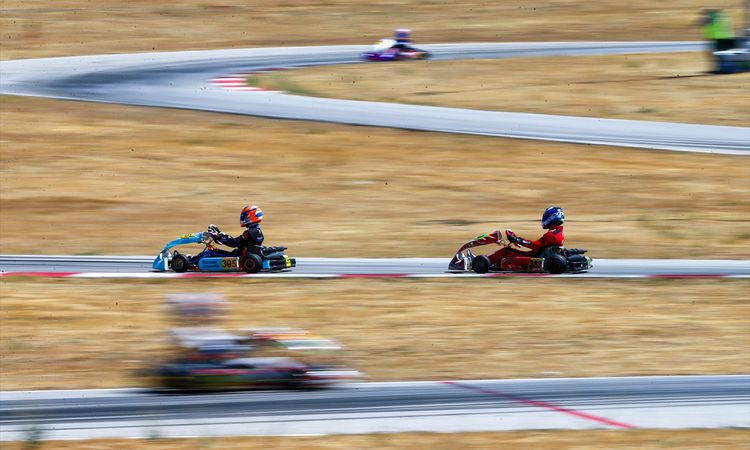 Kritik Açıklama: Uşak'ta Karting Şampiyonası Heyecanı - Son Dakika Bilgileri