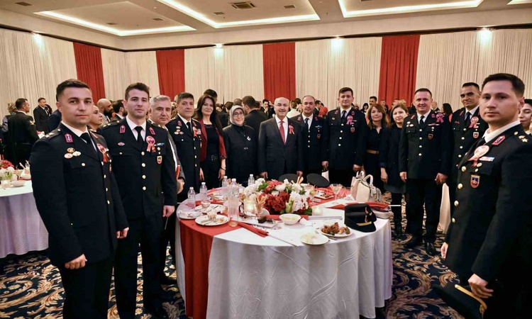 Kritik Açıklama: Vali Köşger; "İstikbalde daha iddialı bir Türkiye hedefiyle yürüyeceğiz" - Son Dakika Bilgile