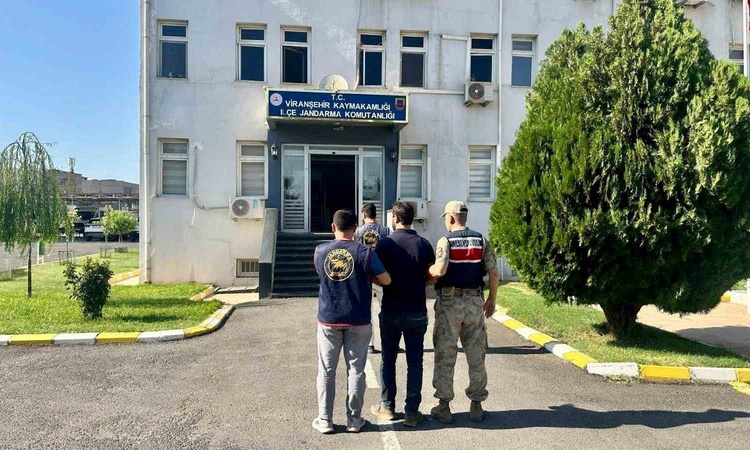 Kritik Açıklama: Viranşehir'de yağma suçundan aranan şahıs 8 yıl 3 ay 20 gün hapis cezasıyla yakalandı ve Mera