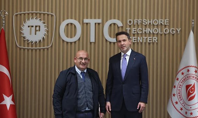 Kritik Açıklama: Zonguldak Filyos'ta Osman Gazi Yüzer Üretim Platformu Karadeniz'e uğurlandı | İşte Tüm Ayrınt