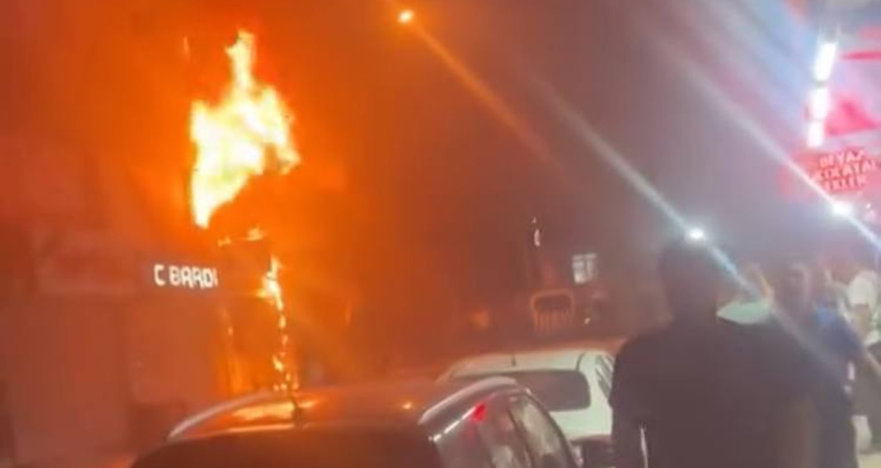 Frightening fire in a 5-storey business building in Küçükçekmece - Breaking News