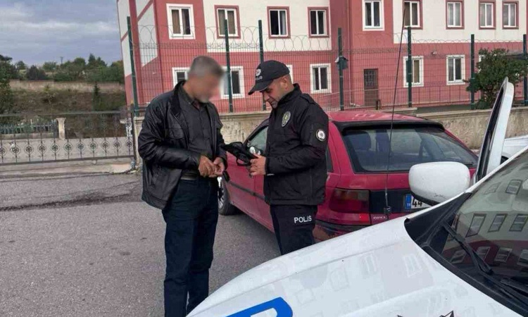 Malatya'da okul ve yurt çevresi denetiminde 6 bin 848 kişi sorgulandı: Gelişmeler Takip Ediliyor
