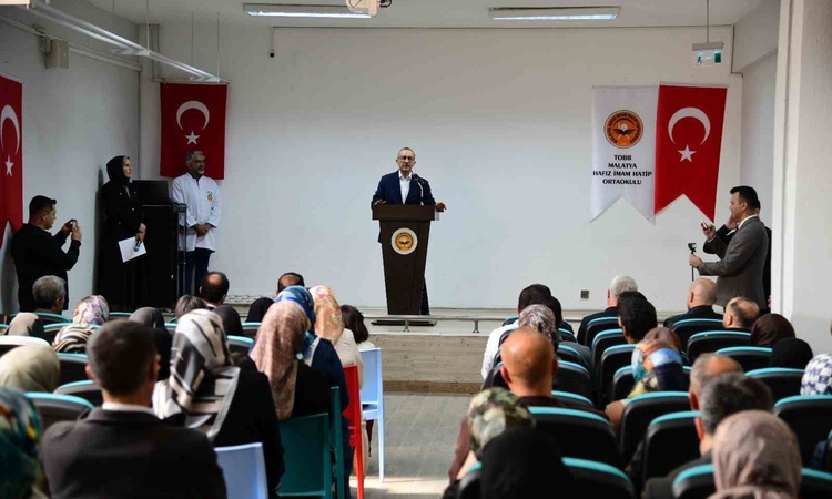 Malatya Valisi Yavuz, İmam Hatip okullarını İslam dünyasına model gördü - Son Dakika Bilgileri