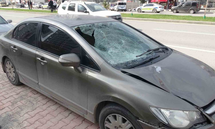 Malatya Yeşilyurt'ta 70 yaşındaki adama otomobil çarptı, hastanede öldü ve Merak Edilenler