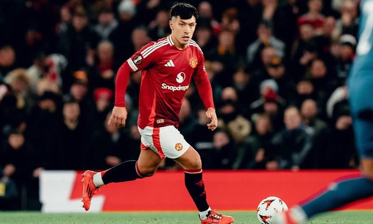 Manchester United'da kaos! Yönetimi hedef almıştı, ceza yiyecek