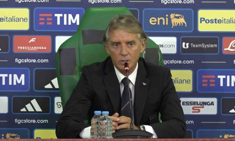 Mancini, İtalya'nın Türkiye'yi 4-1 yendiği maçta iyi futbol oynadıklarını söyledi: Gelişmeler Takip Ediliyor