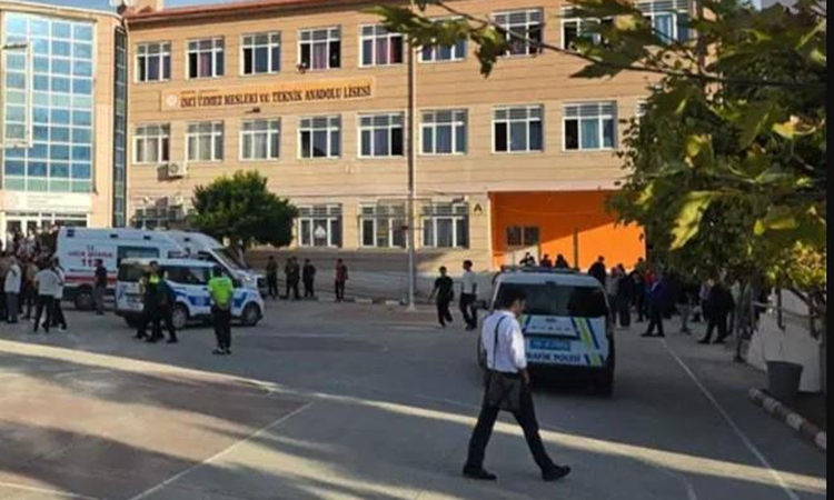 Manisa'da okullar tatil mi son dakika? 23 Eylül Çarşamba yarın okullar tatil mi? | İşte Tüm Ayrıntılar