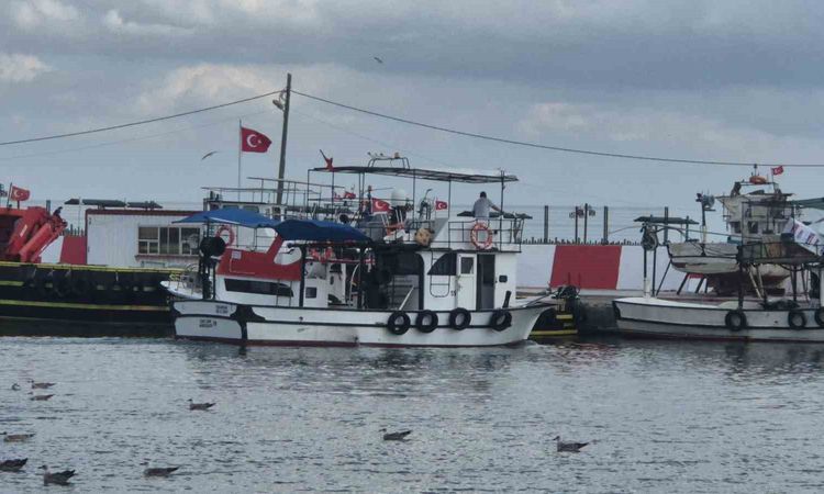 Sıcak Gündem: Marmara'da balıkçılar ilk ağlar için bu gece denize açılıyor - Haberleri | İşte Tüm Ayrıntılar