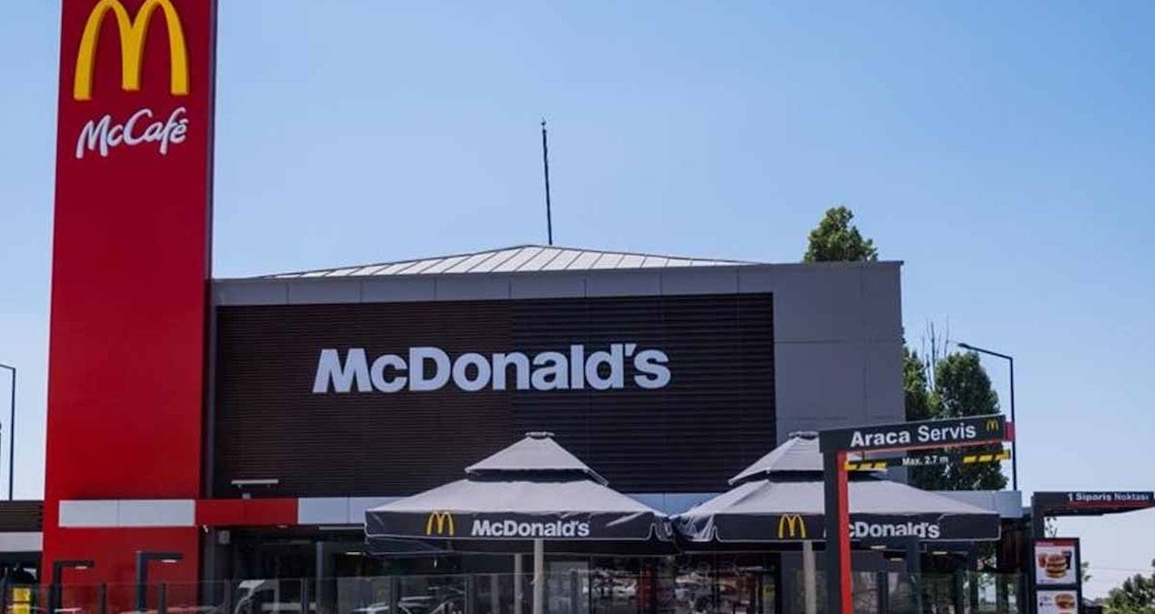 Ayrıntılar Netleşti: McDonald's'ı robot ordusu kuşattı! - Haberleri
