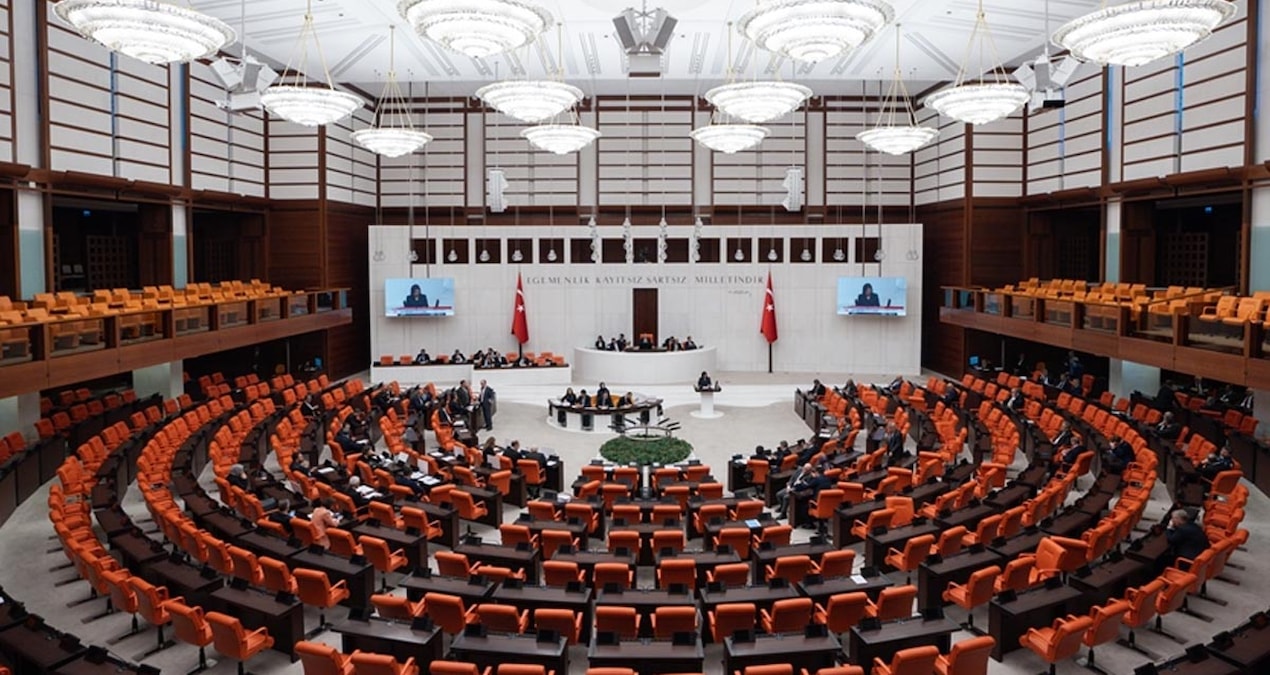 Meclis'e çocuk teklifi! 5 yaşına kadar anne ya da baba izinli olsun - Son Dakika | İşte Tüm Ayrıntılar