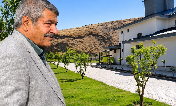 Mera arazisine şato yaptıran belediye başkanından garip savunma! ve Merak Edilenler