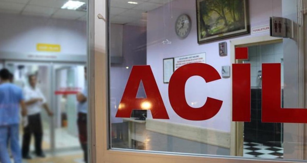 Son Gelişme: Mersin'de Rus uyruklu öğrencileri taşıyan servis devrildi: 17 kişi yaralandı - Son Dakika - Son D