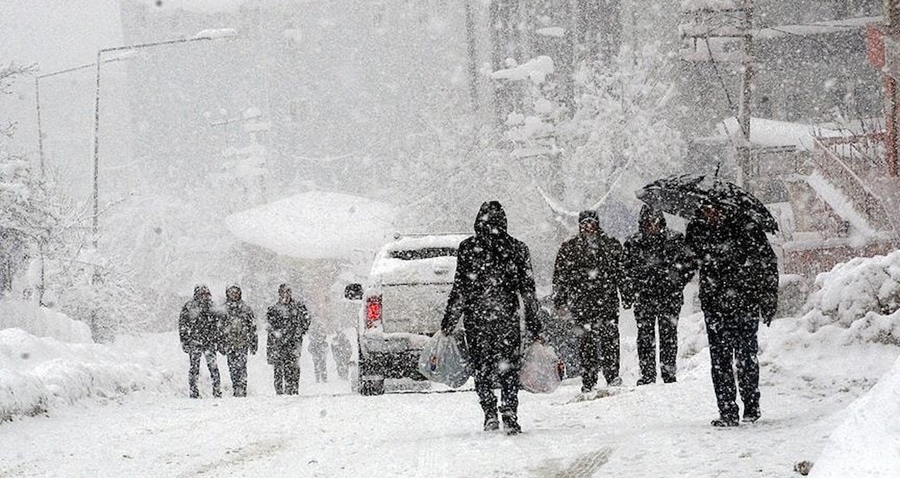 Son Gelişme: Meteoroloji İstanbulluların yılbaşı hayallerini suya düşürdü - Haberleri