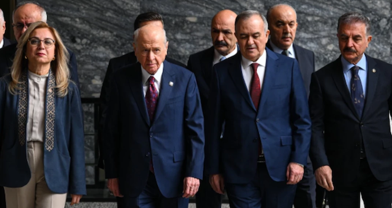 MHP, Kütahya ve Eskişehir'den sonra Kars Teşkilatı'nı da feshetti - Son Dakika: Gelişmeler Takip Ediliyor