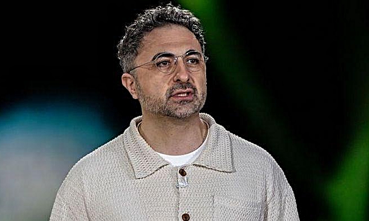 Microsoft CEO'su Süleyman: 'Teknolojinin yapay zekayı insan gibi ele alması yanlış ve yanıltıcı'