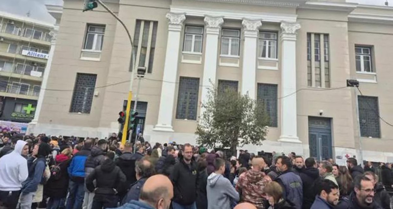 Sıcak Gündem: Midilli Adası’nda mahsur kalan Türkler yurda döndü - Son Dakika