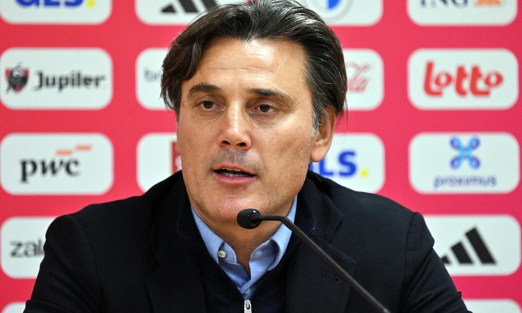 Montella'dan "istifa" tezahüratlarına yanıt: Kulak asmıyorum - Son Dakika Bilgileri