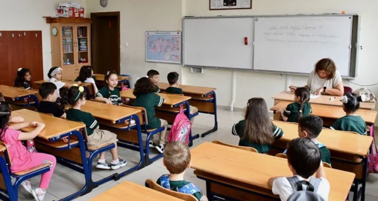 Gündemden Son Bilgiler: Müfettişlerden 9 yaşındaki çocuklara "Cumhurbaşkanına hakaret ediliyor mu?” sorusu - S