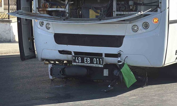 Muğla’da elektrikli bisiklet otobüsün altında kaldı: 1 yaralı ve Merak Edilenler