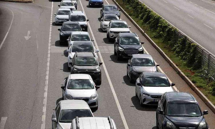 Kritik Açıklama: Muğla'da motorlu kara taşıtı sayısı 787 bini aştı - Son Dakika Haberleri - Son Dakika Bilgile