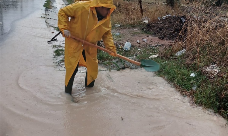 Muğla'da sağanak sonrası 111 olaya belediye ekipleri müdahale etti | İşte Tüm Ayrıntılar