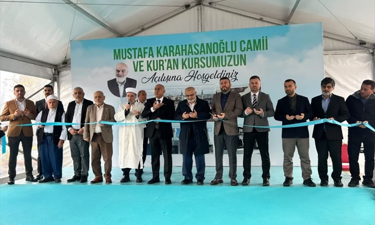 Mustafa Karahasanoğlu'nun adını taşıyan cami ve Kur'an kursu Arnavutköy'de açıldı ve Merak Edilenler