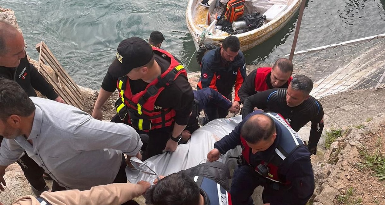 Sıcak Gündem: Nehre düşen kapçının cansız bedeni bulundu - Son Dakika Haberleri