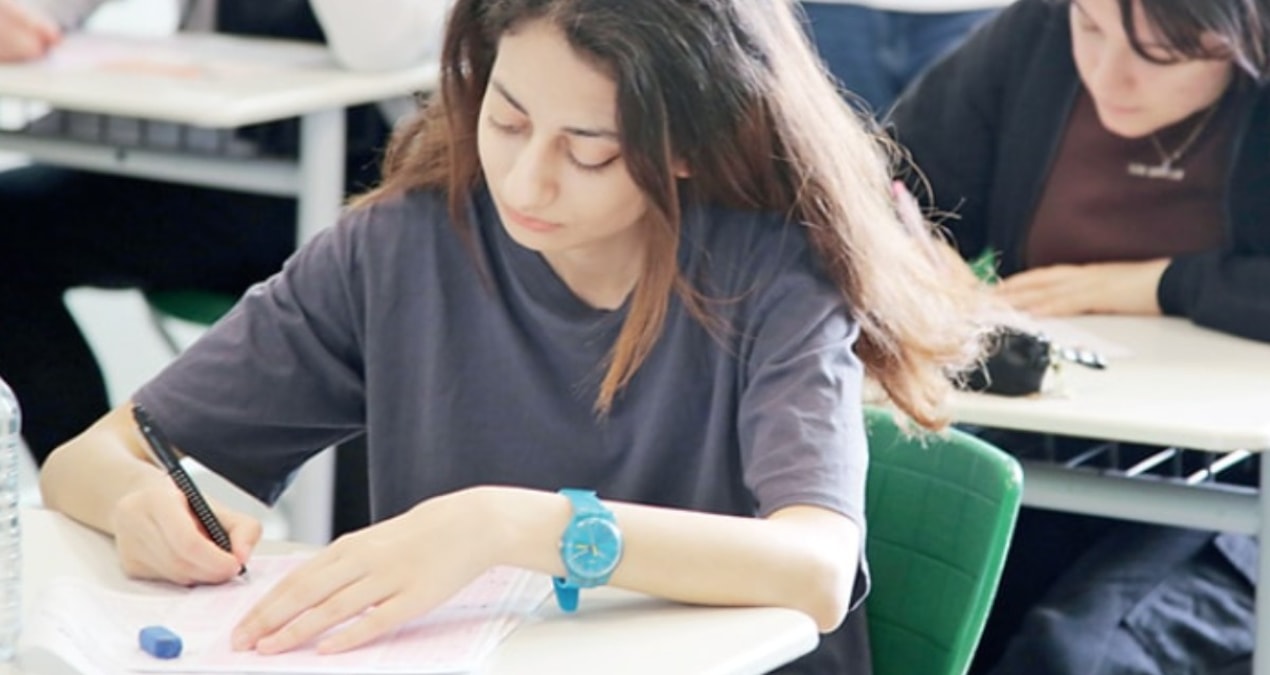 Kritik Açıklama: Neriman adayları yaktı - Haberleri