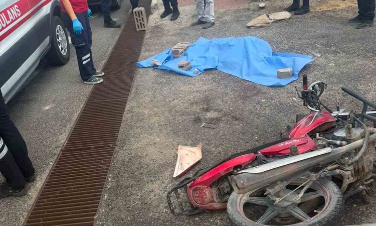 Kritik Açıklama: Nevşehir'de 13 Yaşındaki Motosiklet Sürücüsü Kaza Sonucu yaşamını yitirdi - Son Dakika Haberl