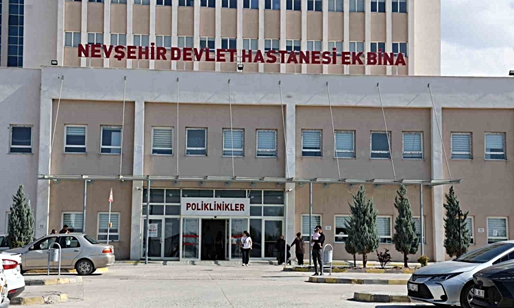 Nevşehir'de kadın doğum doktoruna para soruşturmasında 9 gözaltı, 3 tutuklama yapıldı - Son Dakika Bilgileri