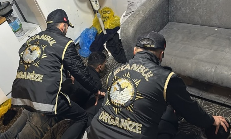 Nevzat Aydın'ı 1 milyon avroyla tehdit iddiasında 8 şüpheli yakalanarak gözaltına sevk edildi