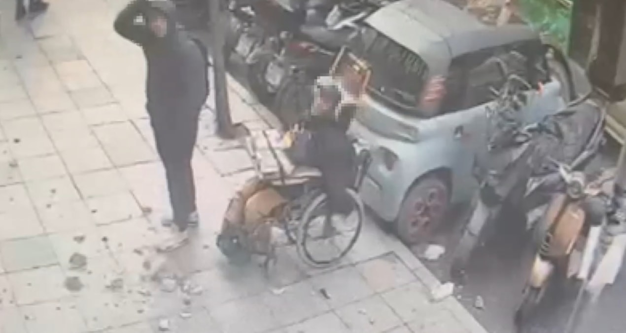 Son Gelişme: Nişantaşı'nda korku dolu anlar: Engelli satıcı saniyelerle kurtuldu, 17 yaşındaki genç yaralandı