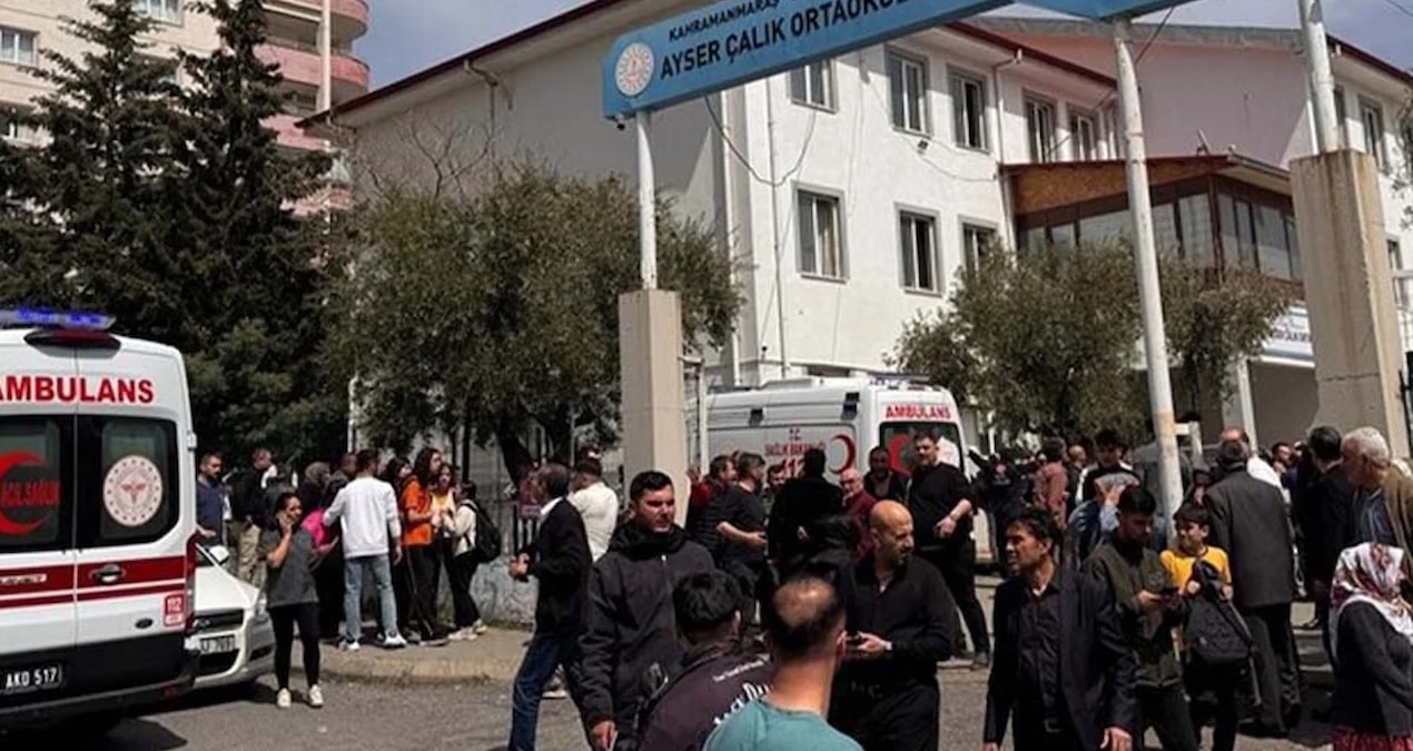 Sıcak Gündem: Öğrenciler kurşunlara karşı birbirine siper olmuş! Kendileri küçük, yürekleri büyük - En Son Hab