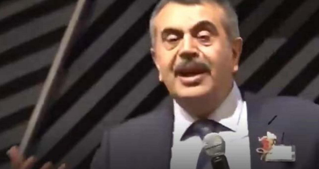 Son Gelişme: Okul kitaplarındaki bu ifadeler değiştirildi - Son Dakika Haberleri: Gelişmeler Takip Ediliyor