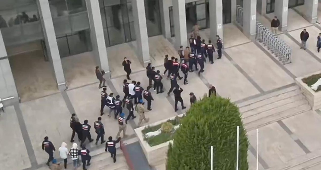 Son Gelişme: Organize suç örgütlerine operasyon: 42 kişi hakkında tutuklama kararı verildi - Son Dakika