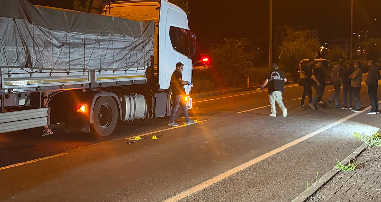 Armed fight between two groups in the forest! He was run over by a truck while running away from the police - Latest News