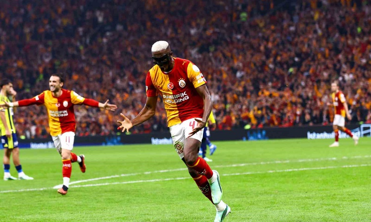 Osimhen Fenerbahçe derbisinde attığı 2 golle ligdeki gol sayısını 8'e çıkardı