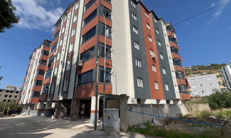 Osmaniye Bahçe'de eşini öldürüp aynı silahla intihar eden kişi kurtarılamadı: Gelişmeler Takip Ediliyor