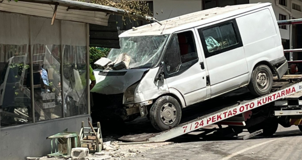Terrible death in Osmaniye! He was run over by a minibus while sitting in a café - Latest News
